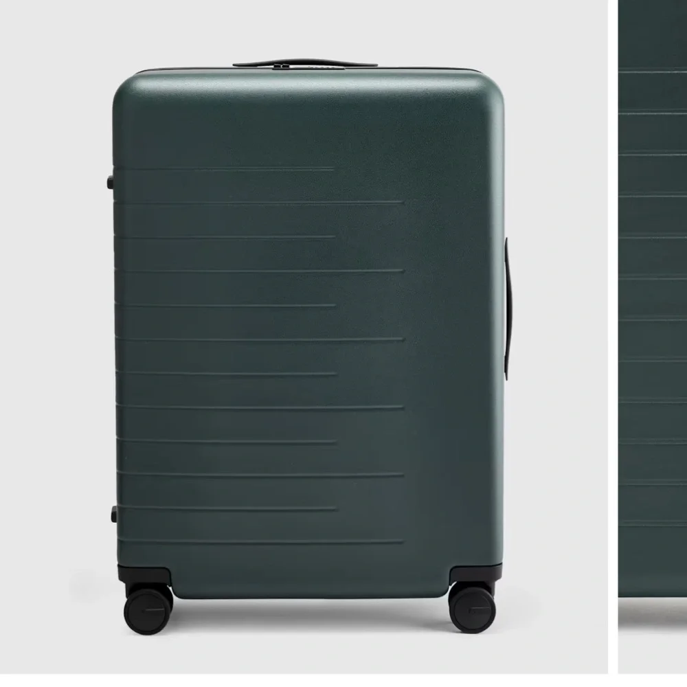 QUINCE  Expandable Large Check-In Suitcase - Picture 2 of 16